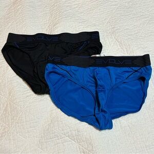 Evolve Black and Blue Briefs Set